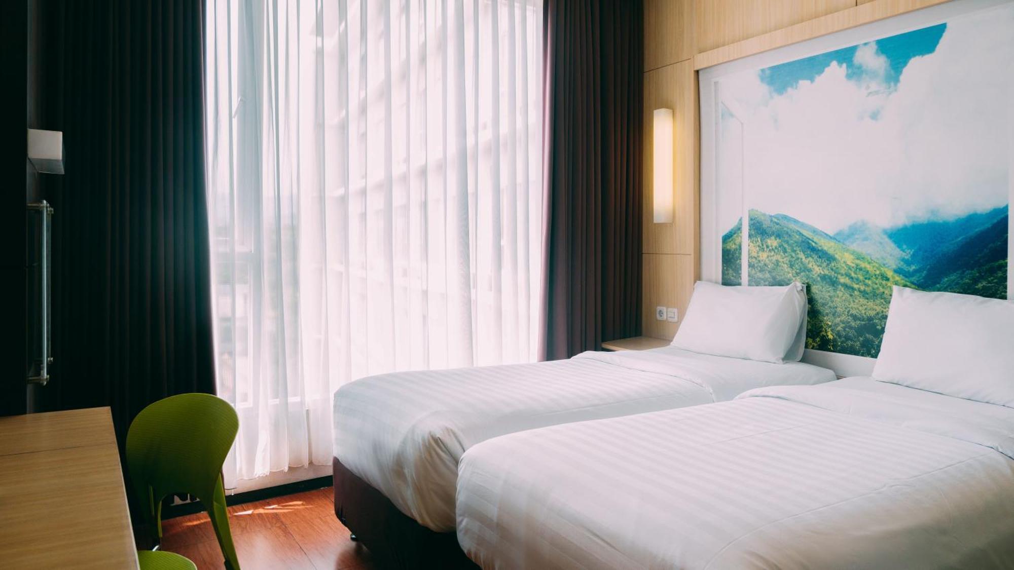 Tebu Hotel Бандунг Экстерьер фото