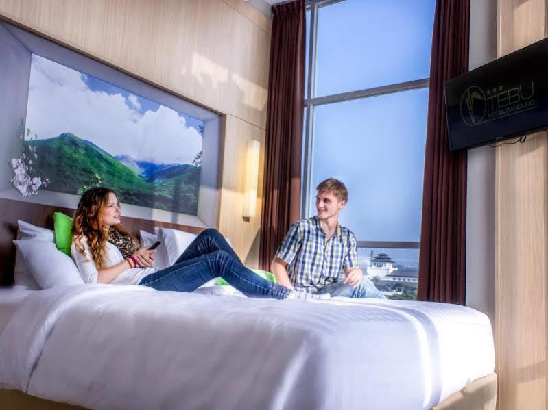 Tebu Hotel Бандунг Экстерьер фото